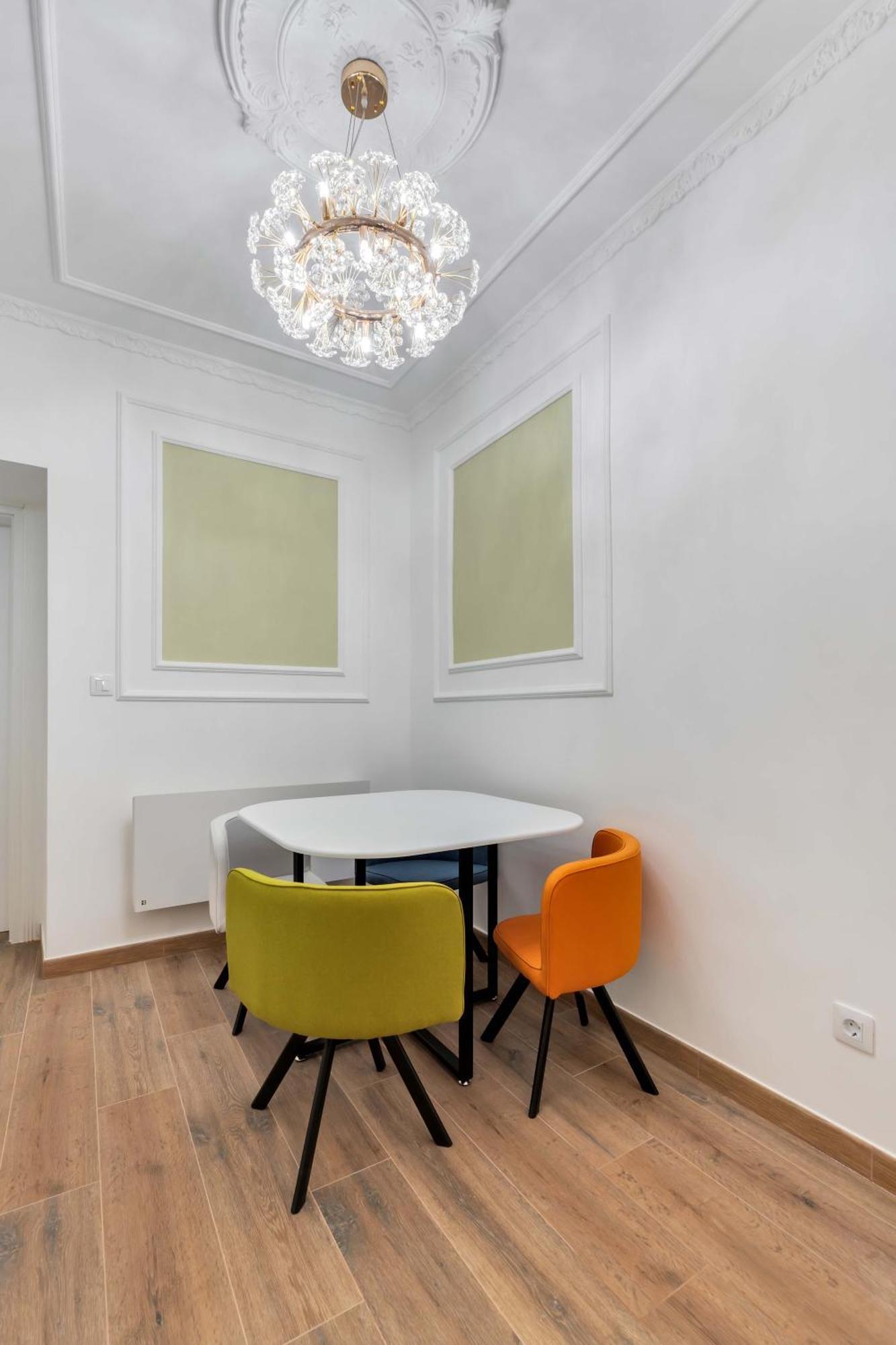 59 Bleu H Apartment Cluj Napoca Bagian luar foto